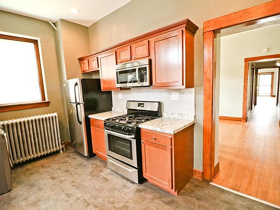 3rd image of 315 N 5th St #2-3