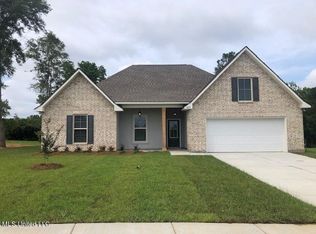 14291 Swan Ridge Cir, Gulfport, MS 39503