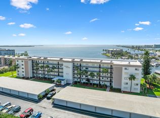 3873 S Banana River Blvd APT 201, Cocoa Beach, FL 32931