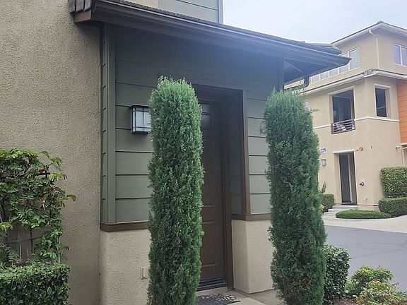 2nd image of 12377 Hollyhock Dr Unit 4