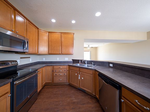 4th image of 1988 Commonwealth Blvd Unit 2