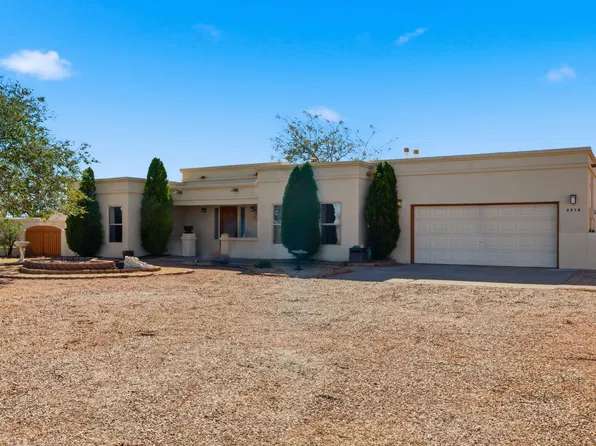 2216 Flagstone Rd NE, Rio Rancho, NM 87124