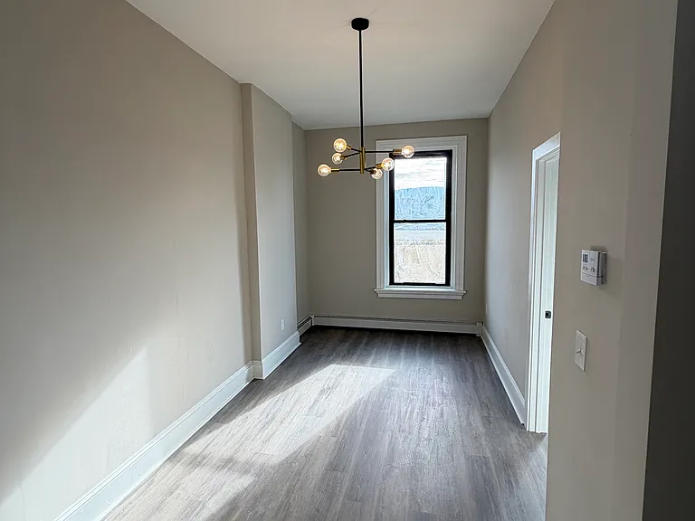 150 S Franklin St #4 — Photo 9