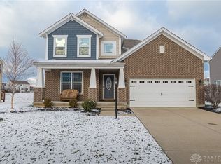 1602 Amberley Ct, Xenia, OH 45385