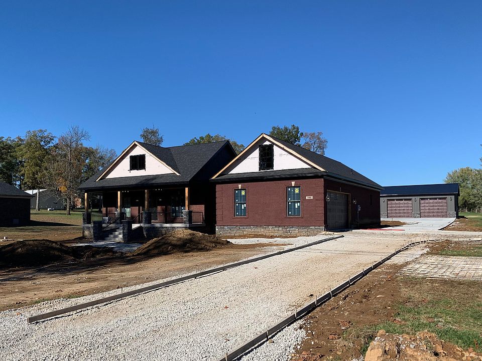 1st image of 180 Barbara Sue Ln