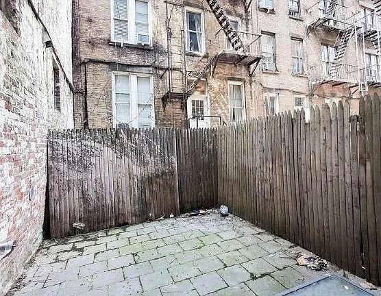 5th image of 53 Leroy St #1DC