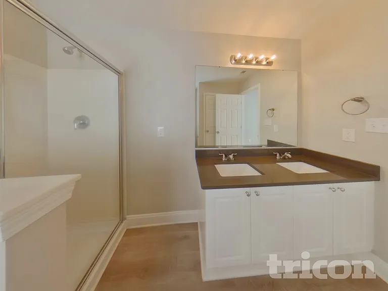 3022 Proverbs Ct — Photo 8