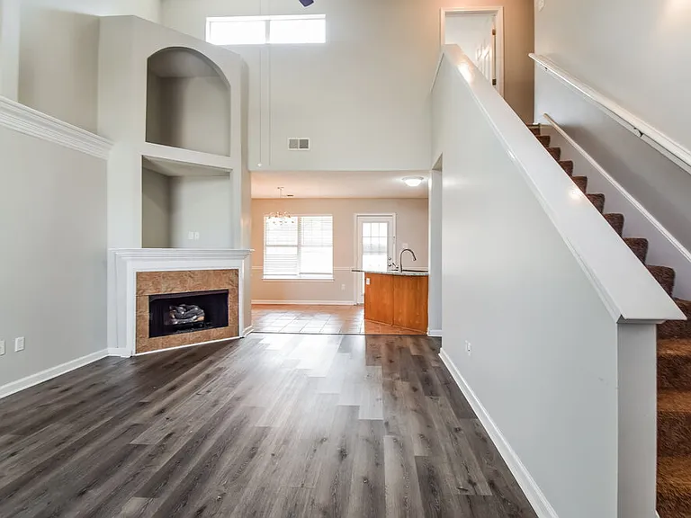 9793 Dogwood Ct E — Photo 6
