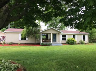 69573 County Road 384, South Haven, MI 49090