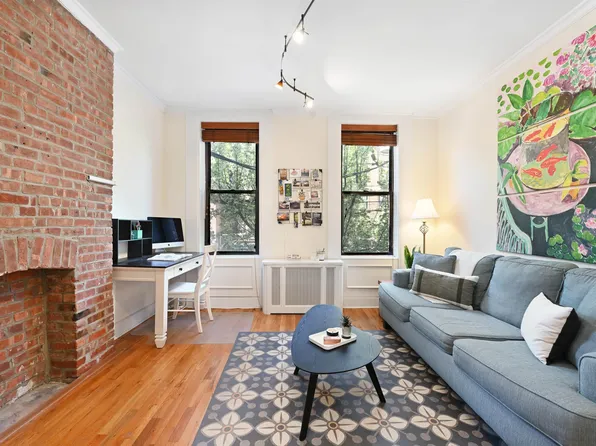 204 Washington St APT 2B, Jersey City, NJ 07302