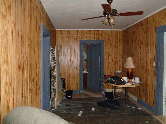 5th image of 629 Avenue E