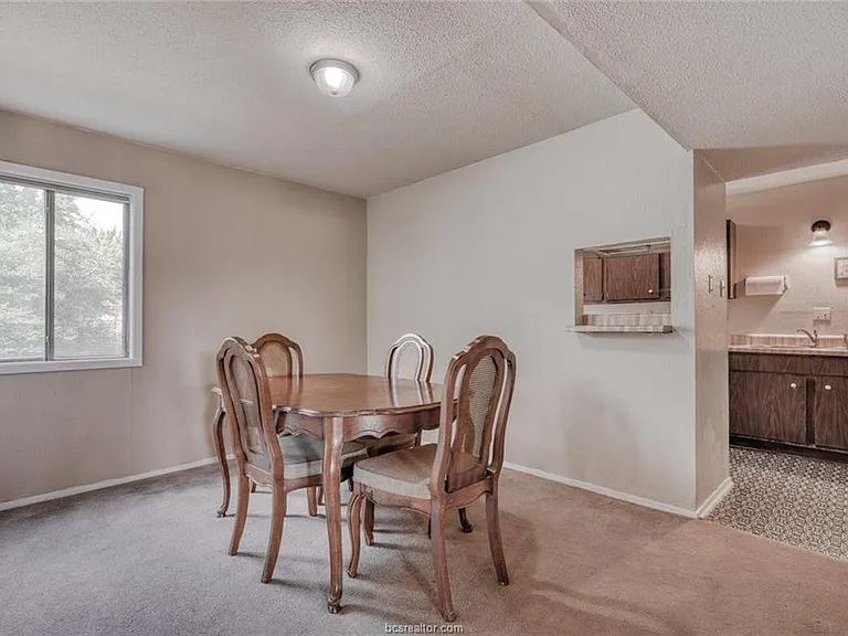 4401 Carter Creek Pkwy #15 — Photo 5