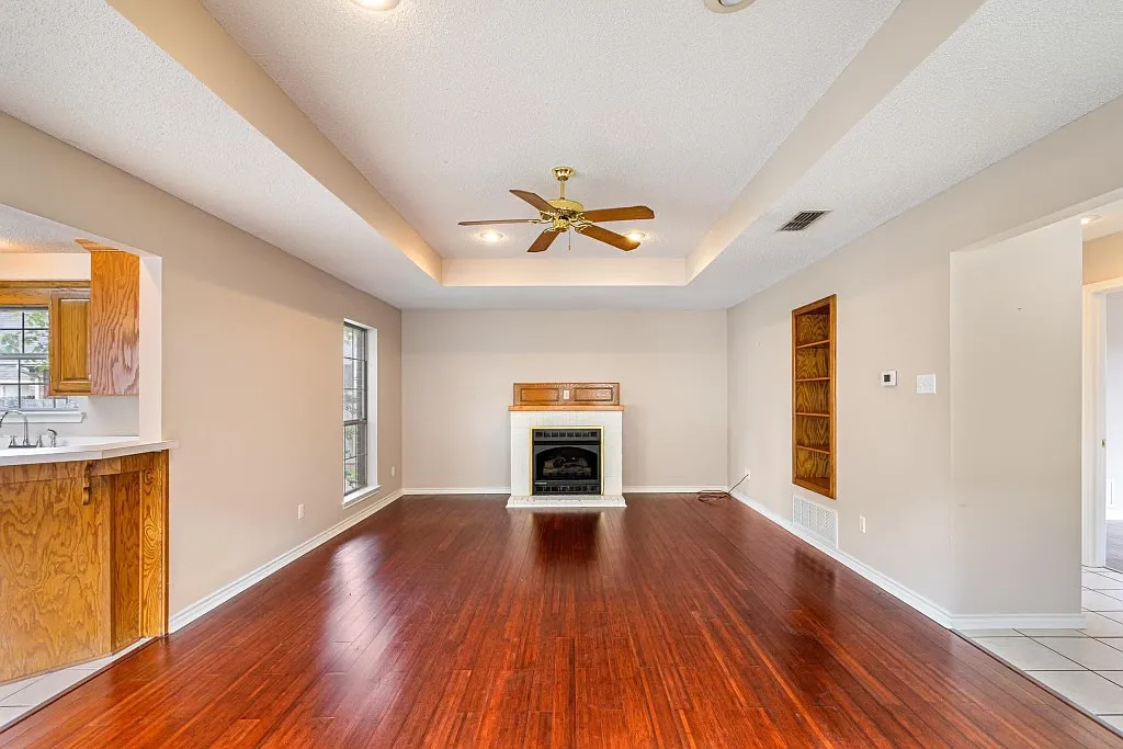 1753 Red Oak Circle — Photo 4