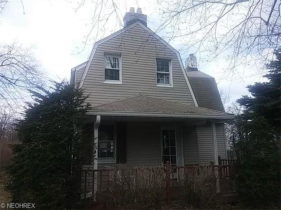 3rd image of 1851 Goodyear Blvd