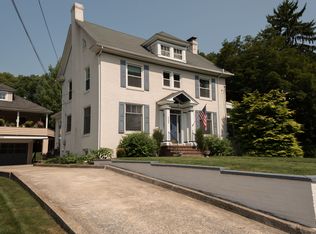 323 15th St, New Cumberland, PA 17070
