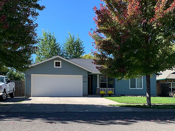2nd image of 1332 Andrew Dr