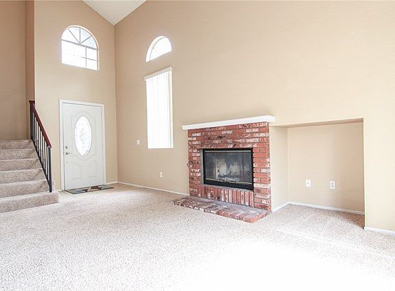 4th image of 14222 Port Royal Pl