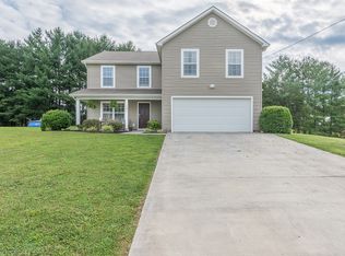 1040 Austin Ridge Ct, Piney Flats, TN 37686