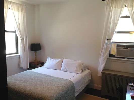 Rented by Everrock Equities | media 19