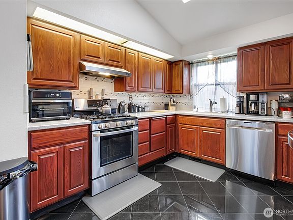 5th image of 21309 44th Avenue Ct E