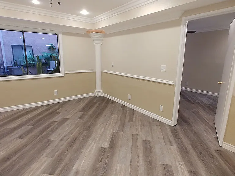Five Star Suites — Photo 116