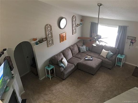 5th image of 2087 Mallard Creek Dr