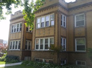 4101 W Nelson St #2, Chicago, IL 60641
