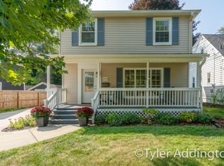 1608 Hall St SE, Grand Rapids, MI