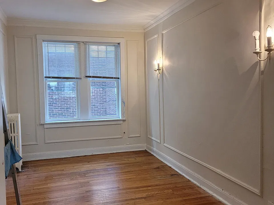 4930 W Cuyler Ave #1N