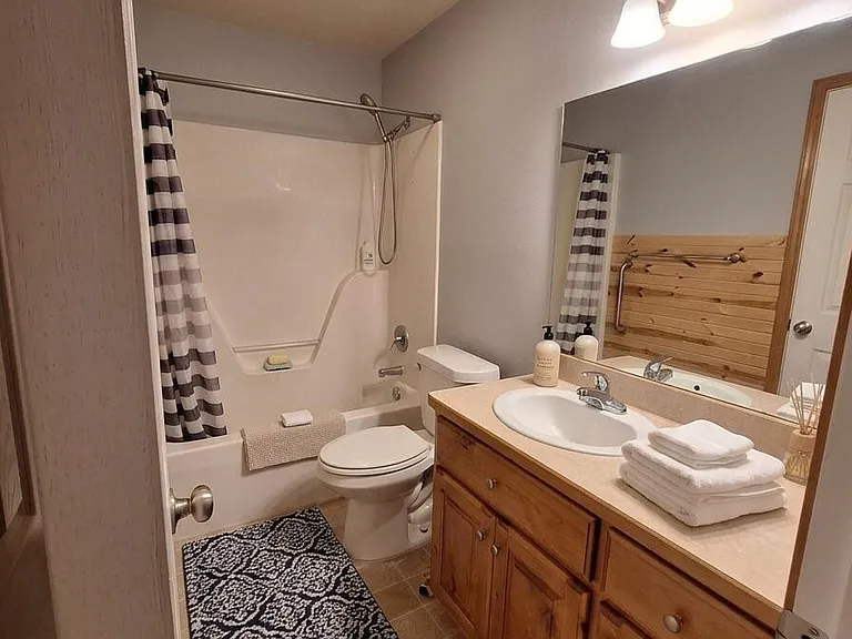 704 Bryton Ct — Photo 5