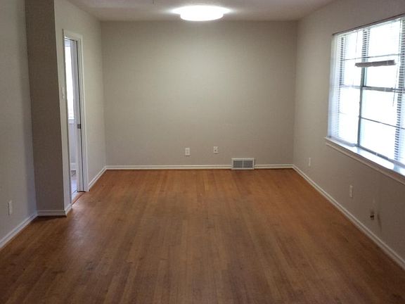 Living room west