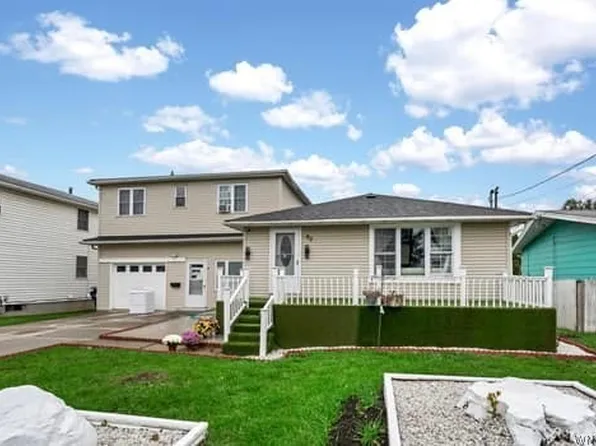 90 Firestone St, Lackawanna, NY 14218
