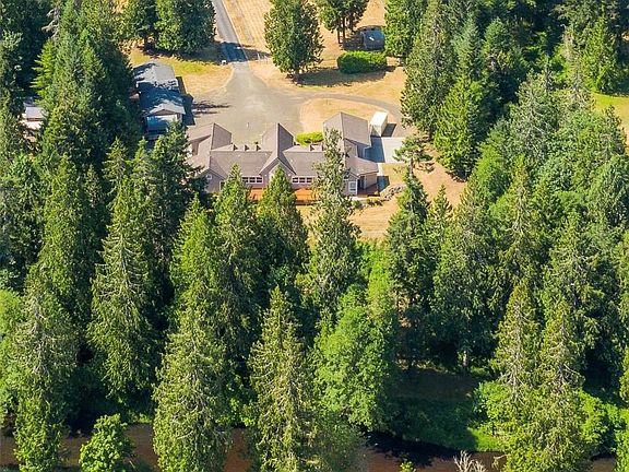 2nd image of 14628 McIntosh Ln SE