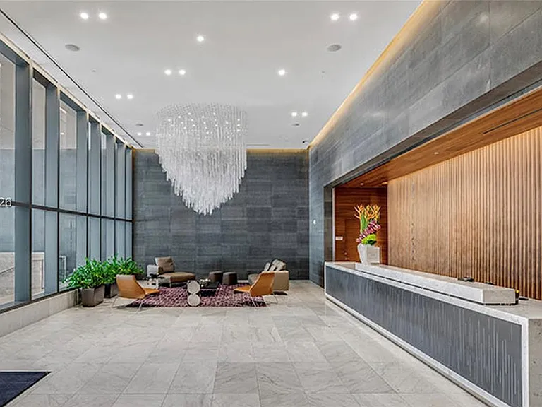 88 SW 7th St #2603 — Photo 32