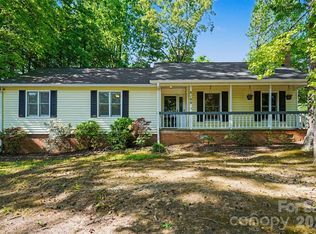 8100 Barncliff Rd, Charlotte, NC 28227