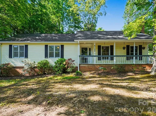 8100 Barncliff Rd, Charlotte, NC 28227