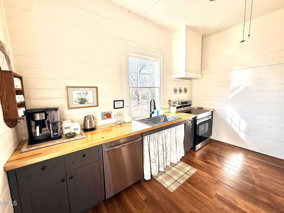 10th image of this home