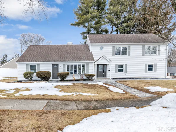 139 Wepawaug Drive, Milford, CT 06461