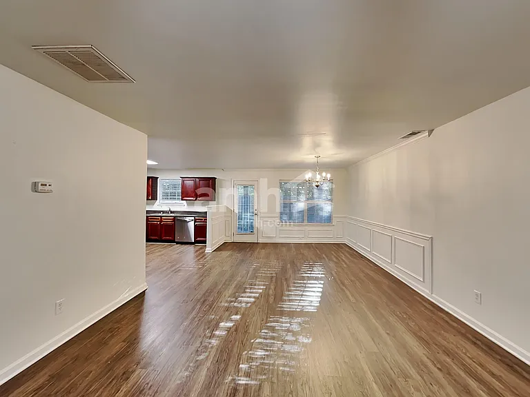 105 Hidden Creek Dr — Photo 7