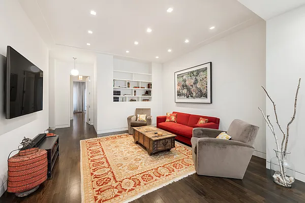 Rented by Corcoran | media 30