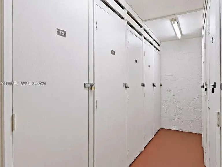 300 S Hollybrook Dr #203 — Photo 25