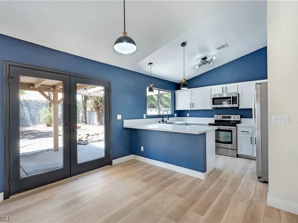 4025 Dove Creek Rd, North Las Vegas, NV 89032