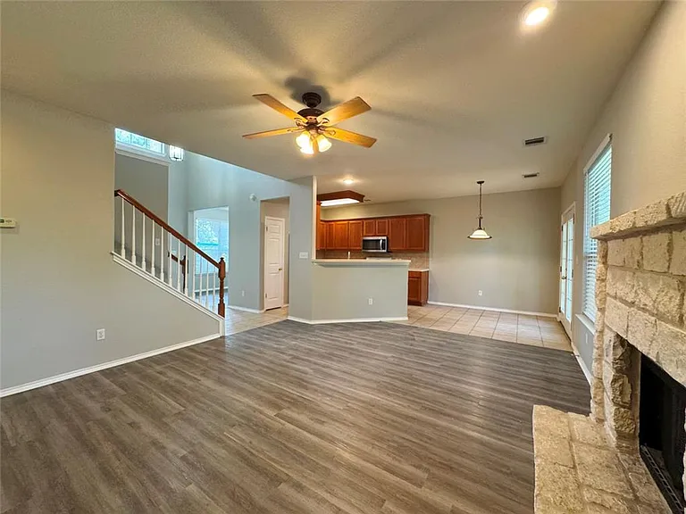2311 Portwood Bend Cv — Photo 9