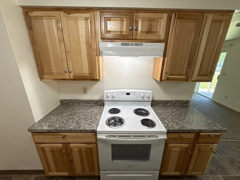 3807 Iberis St NE — Photo 9