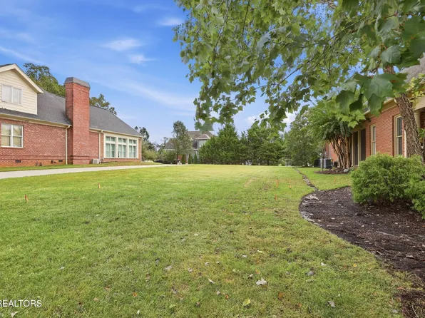 96 Royal Troon Cir, Oak Ridge, TN 37830