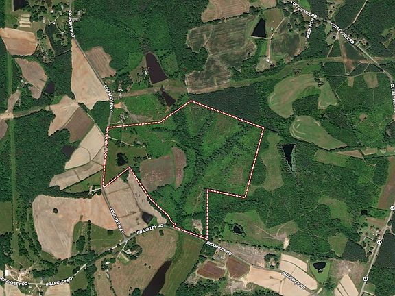 2nd image of 352 Country Way