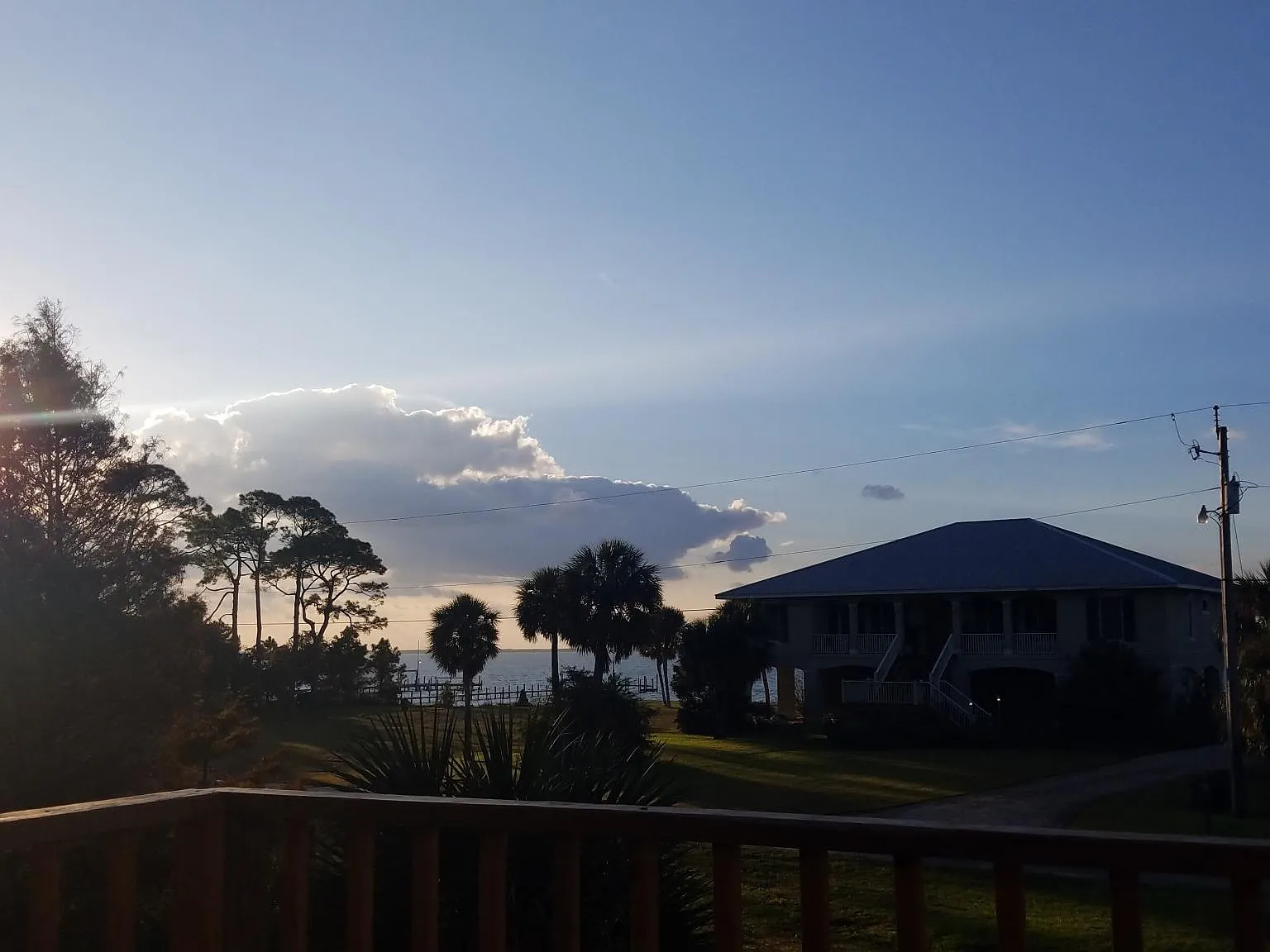 4 bed, 2.5 bath, 1987 sqft, $2,500 — Photo 4