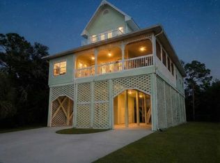 22 Sea Breeze Dr, Crawfordville, FL 32327