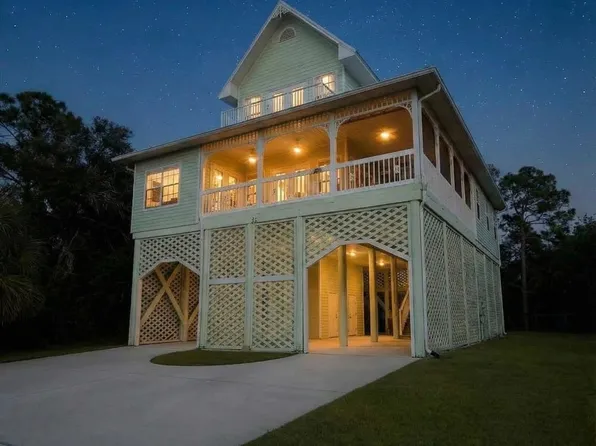 22 Sea Breeze Dr, Crawfordville, FL 32327