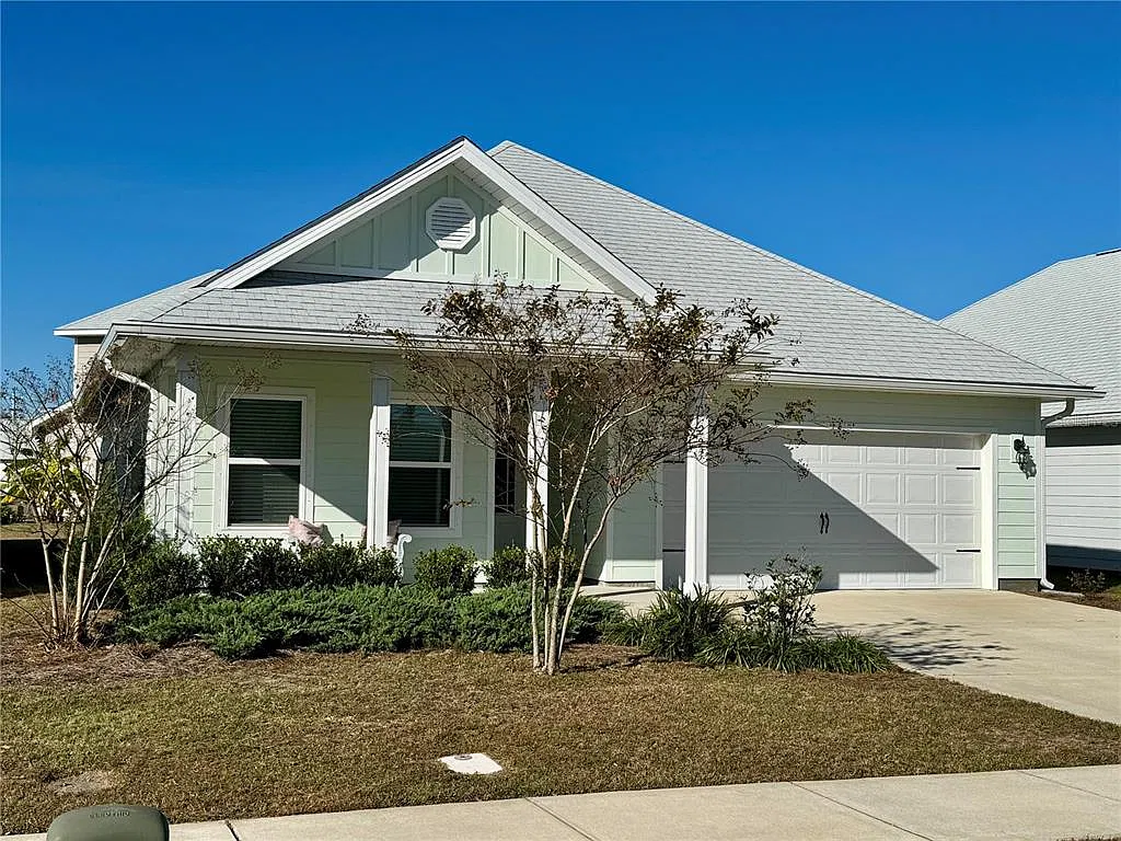3 bed, 2.0 bath, 1635 sqft, $2,900 — Photo 1